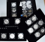 Alle Welt: Ein Lot von 23 diversen Silbermünzen, überwiegend Unzen aus der Serie Fabulous 15 Silver Collection. Dabei Panda, Kookaburra, Britannia, ab...