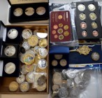 Alle Welt: Eine bunte Mischung an Münzen, Medaillen und Europroben. Bitte besichtigen uns durchrechnen. Dabei auch Münzen und Medaillen aus Silber.
 ...