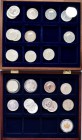 Kanada: Silberanleger aufgepasst: 25 x 1 OZ Maple Leaf, diverse Jahrgänge von 1989 - 2006, teils doppelt, 1 x coloriert, aufbewahrt in 2 Holzboxen.
 ...