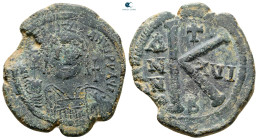 Justinian I AD 527-565. Constantinople. Half Follis or 20 Nummi Æ