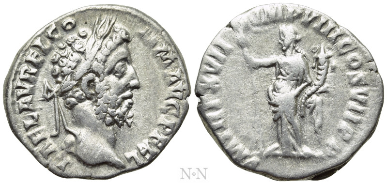 COMMODUS (177-192). Denarius. Rome. 

Obv: L AEL AVREL COMM AVG P FEL. 
Laure...