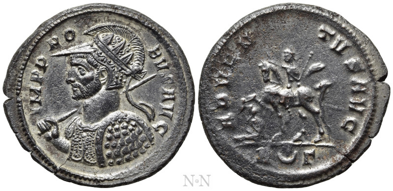 PROBUS (276-282). Antoninianus. Rome. 

Obv: IMP PROBVS AVG. 
Radiate, helmet...
