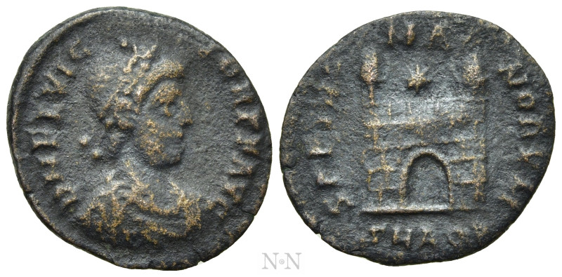 FLAVIUS VICTOR (387-388). Ae. Aquileia. 

Obv: D N FL VICTOR P F AVG. 
Diadem...