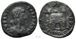 FLAVIUS VICTOR (387-388). Ae. Aquileia