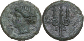Sicily. Syracuse. AE Onkia, 4th century BC. Obv. ΣΥΡΑΚO. Head of Arethusa left. Rev. Ornate trident; wreath to left, Σ to right. CNS I 31; HGC 2 -; SN...