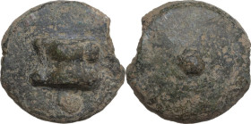 Dioscuri/ Mercury series. AE Cast Uncia, c. 280-276 BC. Obv. Astragalus; beside, pellet. Rev. Pellet. Cr. 14/6; Vecchi ICC 31; HN Italy 273. AE. 28.16...