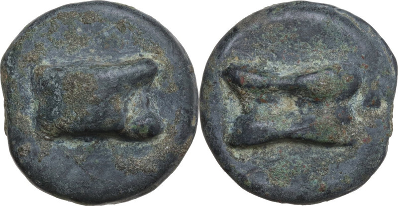 Roma/Roma series. AE cast Uncia, 269-266 BC. Obv. Astragalus. Rev. Astragalus; p...