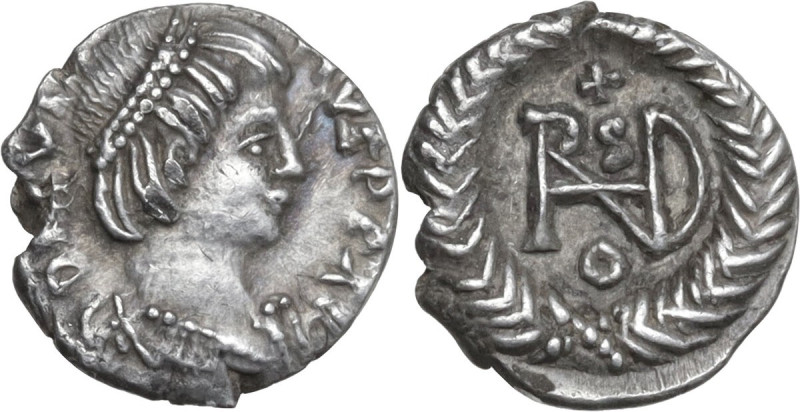 Ostrogothic Italy. Theoderic (493-526). AR Quarter Siliqua. Pseudo-Imperial Coin...