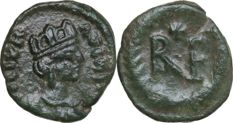 Ostrogothic Italy. Municipal bronze coinage of Ravenna. AE Decanummium, struck c...