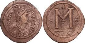 Anastasius I (491-518). AE Follis. Constantinople mint, 512-517 AD. Obv. DN ANASTASIVS PP AVG. Diademed and draped bust right. Rev. Large M; cross abo...