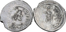 Justinian I (527-565). AR Siliqua, Constantinople mint, 527-538 AD. Obv. D N IVSTIN [I – A (?)]NVS PP AVG. Draped and cuirassed bust right, wearing di...