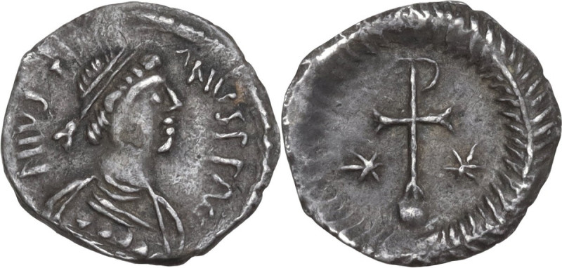 Justin II (565-578). AR Half Siliqua, Ravenna mint. Obv. DN IVSTINVS PP AVG. Dia...