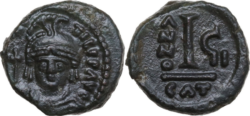 Maurice Tiberius (582-602). AE Decanummium, Catania mint, RY 7 (589/90 AD). Obv....