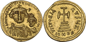 Heraclius (610-641) with Heraclius Constantine. AV Solidus, Constantinople mint. Struck circa 616-625 AD. Obv. ∂∂ NN hЄRACLIЧS ЄT hЄRA CONST P P AV. F...