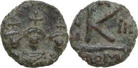 Heraclius, with Martina and Heraclius Constantine (610-641). AE Half Follis. Rome mint. Dated RY 13 (622/3). Obv. Crowned and draped facing busts of M...