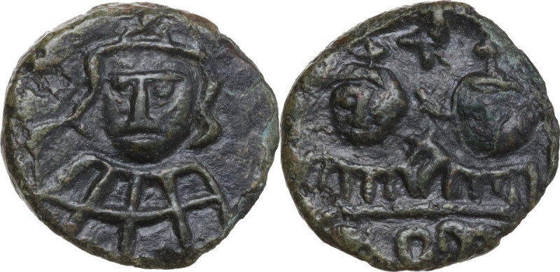 Constantine IV, Pogonatus (668-685). AE Half Follis, Rome mint. Obv. Beardless b...
