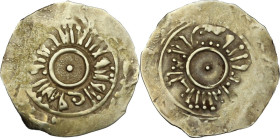 Amalfi. Duchi Amalfitani (X-XII sec.). Tarì al tipo di quelli emessi da al-Mu'izz. D/ Globetto entro cerchio e due giri di legende pseudo cufiche. R/ ...