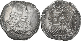 Milano. Carlo II di Spagna (1676-1700). Filippo 1694. D/ Busto corazzato a destra, a testa nuda, con lunga capigliatura. R/ Stemma reale di Spagna cor...