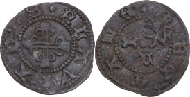 Recanati. Repubblica Autonoma (Sec. XV). Picciolo. D/ Croce filettata e trilobata. R/ Leone rampante a sinistra con spada nella zampa anteriore destra...