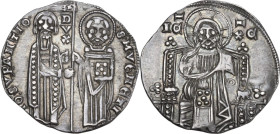 Venezia. Giovanni Soranzo (1312-1328). Grosso matapan. D/ San Marco, in piedi a destra, porge il vessillo al Doge stante a sinistra; lungo l'asta DVX....