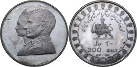 Iran. Muhammad Reza Pahlavi Shah (1941-1979). 200 Rials SH 1350 (1971). KM 1188. AR. 60.80 g. 50.00 mm. Sold with its official issue case. 2500th Anni...