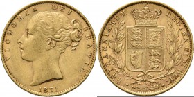 Great Britain - Sovereign 1871, Gold, VICTORIA 1837–1901 Young head over date. Rev. crowned arms between two branches. S. 3853B; KM. 736.2; Fr. 387i (...