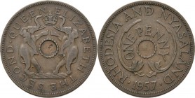 Rhodesia And Nyasaland - Error Penny 1957, Copper, ELIZABETH II 1952–1963 Crown flanked by elephants. Rev. value flanked by sprigs.KM. 26.69 g. No cen...