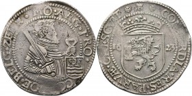 Nederlandse rijksdaalder 1623, Silver Gelauwerd borstbeeld met zwaard en provinciaal wapenschild aan lint naar rechts, mt. burcht na omschrift. Kz. ge...