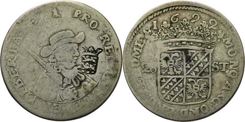 28 stuiver 1692, Silver Type IIIb. Klein borstbeeld zonder pluim aan de hoed en ...