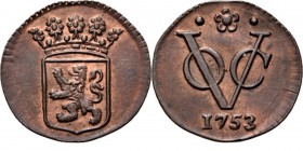 PROVINCIALE MUNTEN - ½ Duit 1753, Copper, Holland Gekroond provinciewapen. Kz. · ✿ · / VOC / jaartal. Gladde rand.Scho. 355 Deels originele muntkleur ...
