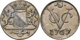PROVINCIALE MUNTEN - Zilveren duit 1767, Silver, Utrecht Gekroond stadswapen tussen schildhouders. Kz. · stadsschild · / VOC / jaartal. Kabelrand.Scho...