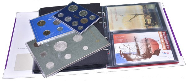 Lot Beatrix Klein album gevuld met commerciële promotiesets, o.a. 2x Eru 1988, A...