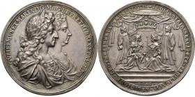 HISTORIEPENNIGEN - HISTORICAL MEDALS - WILLEM III VAN ORANJE-NASSAU & MARIA INGEHULDIGD als koning en koningin van Engeland / CORONATION OF WILLIAM II...