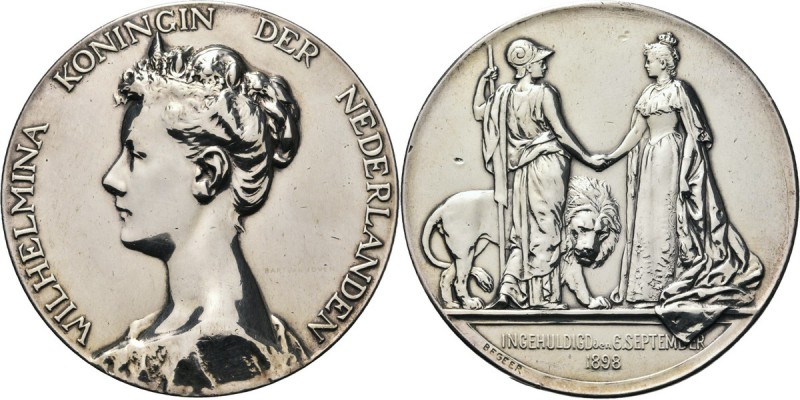 HISTORIEPENNIGEN - HISTORICAL MEDALS - WILHELMINA, INHULDIGINGSPENNING 1898, by ...