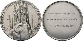 CHRIS VAN DER HOEF PENNINGEN - ROTTERDAM. VERENIGING VOOR VREEMDELINGENVERKEER (1931)/1989 Toren van de Grote of St. Laurenskerk omgeven door boten. K...