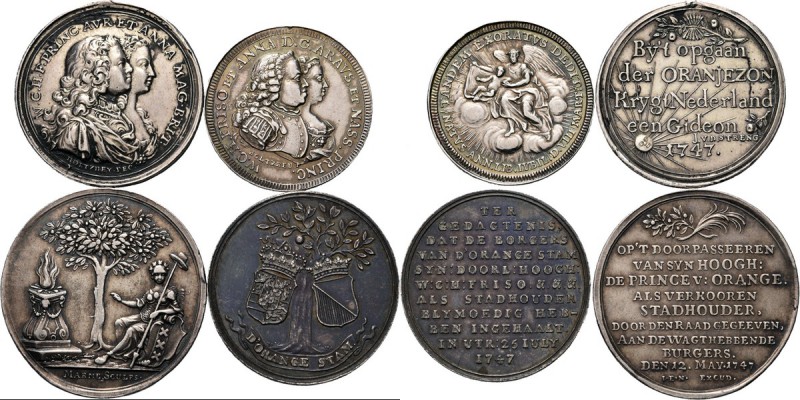 LOTS - Lot Penningen (4) Achttiende-eeuws materiaal, waaronder: (1748). GEBOORTE...