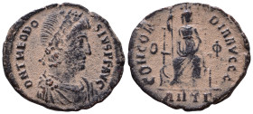 Theodosius I, 379-395. AE 18mm, 1,75g *Repatinated*