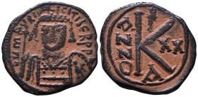 Maurice Tiberius, 582-602. Half follis AE 23mm, 5,66g *Repatinated*