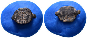 Jewish bronze ring fragment. Levant, 4th-5th centuries CE. 12mm, 0,58g. A similar piece was sold by Classical Numismatic Group. Auction 120 Los 1310