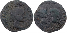 SPANIEN TARRACO
Tiberius mit Livia und Drusus, 14-37 n. Chr. AE-As 22/23 n. Chr. Vs.: [TI C]AES AVG PONT MAX TRIB POT, Kopf des Tiberius mit Lorbeerk...