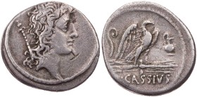 RÖMISCHE REPUBLIK
Q. Cassius Longinus, 55 v. Chr. AR-Denar Rom Vs.: Kopf des Genius Populi Romani (oder Bonus Eventus) n. r., dahinter Szepter, Rs.: ...