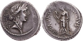 RÖMISCHE REPUBLIK
Mn. Acilius Glabrio, 49 v. Chr. AR-Denar Rom Vs.: Kopf der Salus mit Lorbeerkranz n. r., dahinter SALVTIS, Rs.: [MN ACIL]IVS IIIVIR...