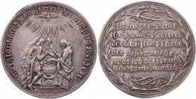 NÜRNBERG STADT
 Silberabschlag von den Stempeln des Doppeldukaten o. J. (wahrscheinlich v. G. Hautsch, um 1700) Auf die Taufe, Vs.: Priester hält Kin...