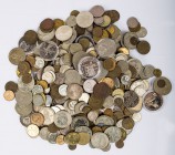 RUSSLAND ALLGEMEIN
 Lot Über 2 kg russische Münzen, vorwiegend aus dem 20. Jahrhundert, darunter auch einige Stücke in PP. über 400 Stück