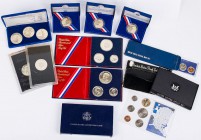 USA
 Lot KMS 1976 S Proof, KMS 1978 S Proof, Satz 2007, Special Mint Set 1966, Silver Dollar 1987 "Constitution" (in Etui mit Zertifikat), 1 Dollar E...