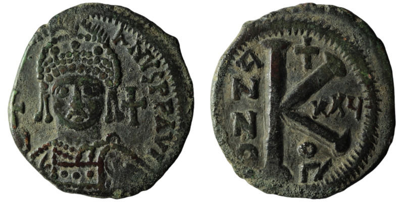 Justinian I, 527-565. Half follis , Theoupolis (Antioch). D N IVSTINIANVS P P AV...