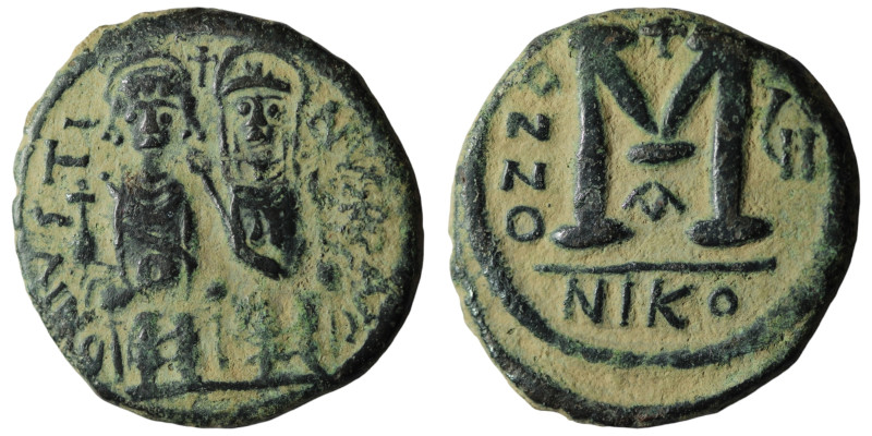 Justin II with Sophia (565-578) AE Follis Nicomedia.
Obv: D N IVSTINVS P P AVG,...