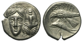 Moesia Inferior. Istros.

 Drachme (Silber). Ca. 340 - 313 v. Chr.
Vs: Zwei jugendliche, männliche Köpfe nebeneinander en face, der rechte umgekehr...