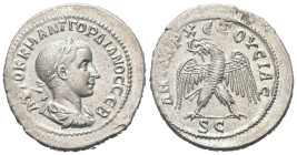 Seleukis und Pierien. Antiochia am Orontes. Gordianus III. (238 - 244 n. Chr.).

 Tetradrachme (Billon). 238 - 240 n. Chr.
Vs: Büste in Rückansicht...
