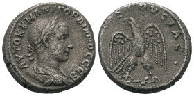 Seleukis und Pierien. Antiochia am Orontes. Gordianus III. (238 - 244 n. Chr.).

 Tetradrachme (Billon). 238 - 240 n. Chr.
Vs: Büste in Rückansicht...